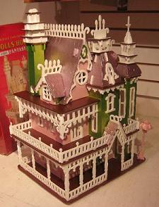 Fantasy Villa Dollhouse Kit Savannah Heights P1050285