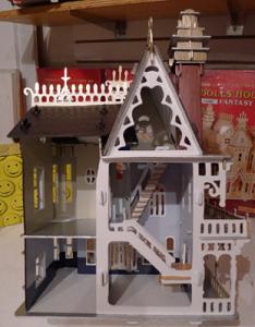 Fantasy Villa Dollhouse Kit Rutherford Manor C Back